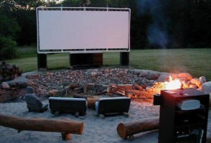 DIY - Outdoor move theatre with repurposed materials.